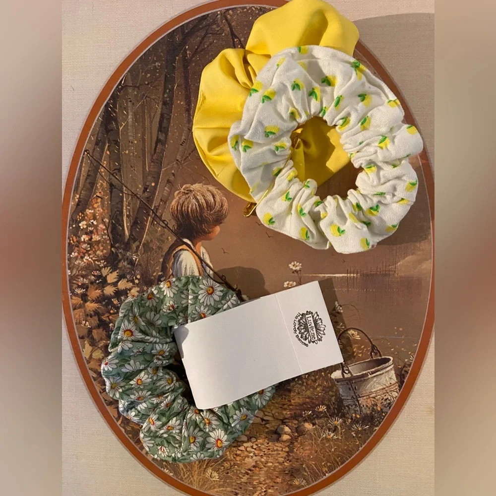 🌻NWT ALL 3 pcs. Chunky Hair Scrunches/Ponytails- 2 Flowery🌸1 Solid Yellow🌿BOP - Picture 16 of 16